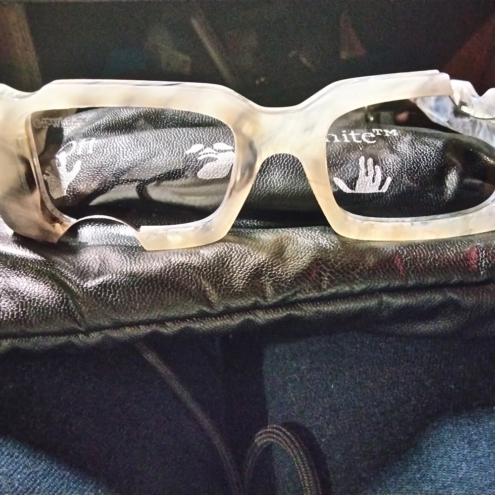 Off white glasses, like new, only been used for photoshoot